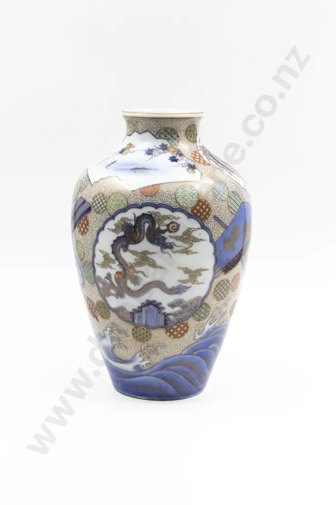 A Japanese Meiji Period Arita Porcelain Vase Image 1++