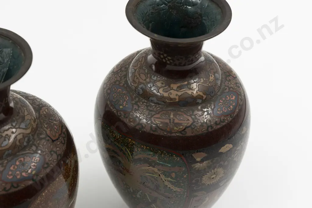 A Pair of Japanese Meiji Period Cloisonne Vases Image 1++