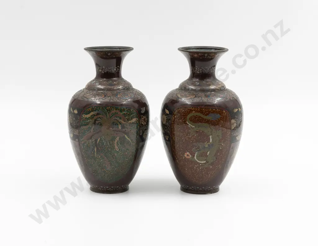 A Pair of Japanese Meiji Period Cloisonne Vases Image 1++