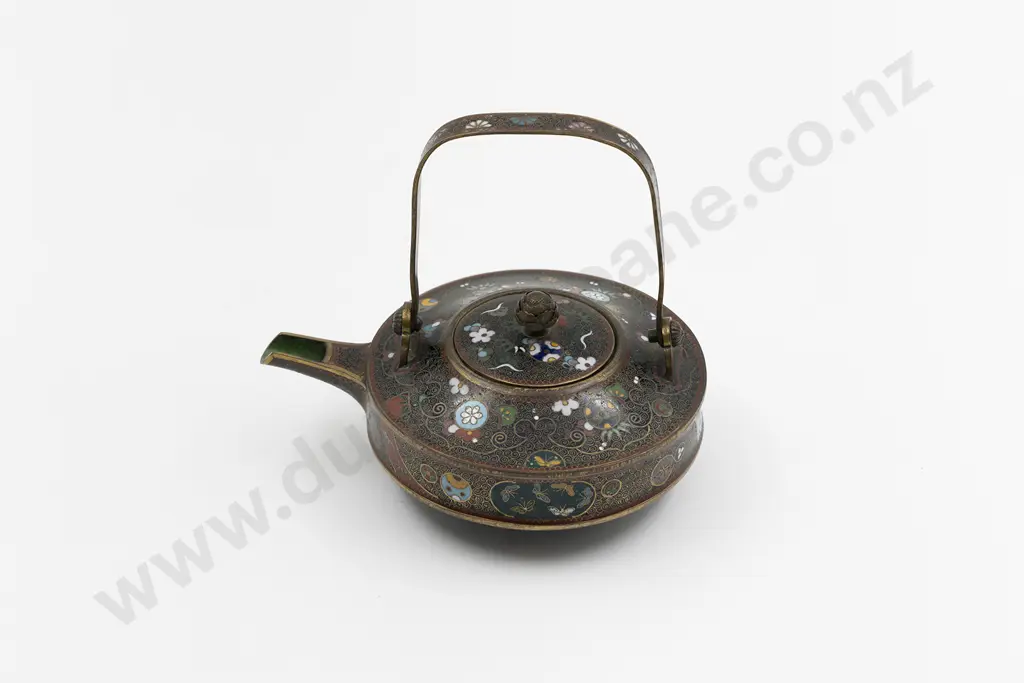 Small Japanese Meiji Period Sake Kettle By Takahara Komajiro Image 1++