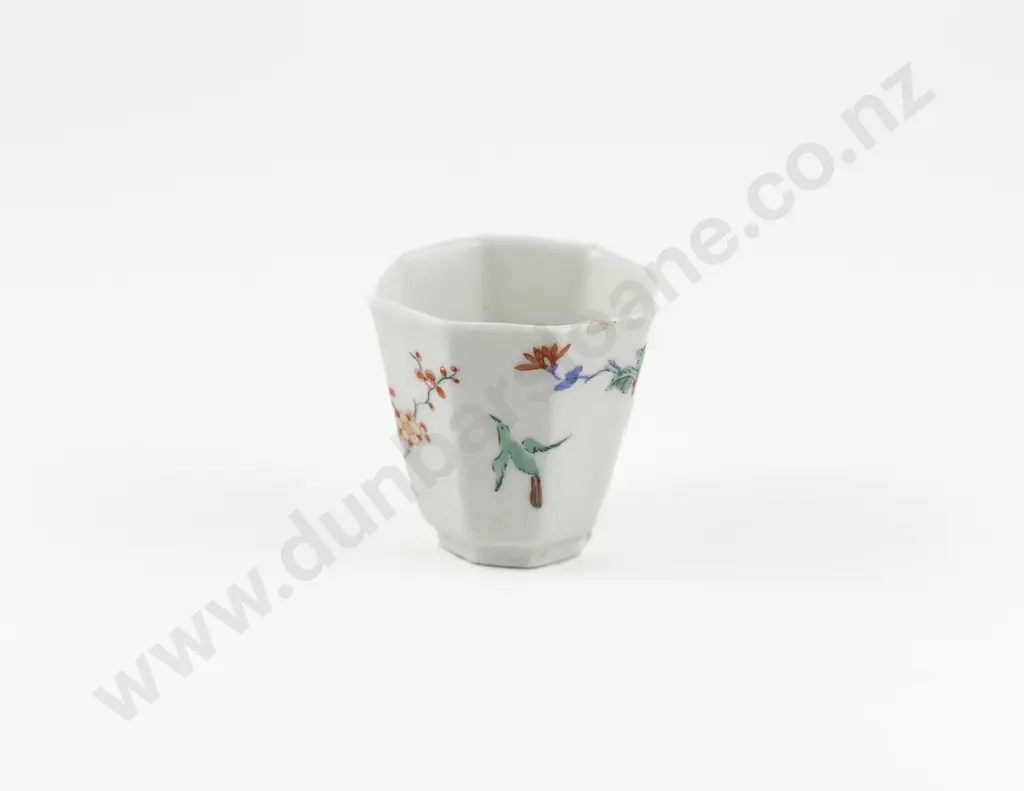 A Rare Early Chinese Early 18th Century Dehua Beaker With Kakiemon Style Decoration Image 1++