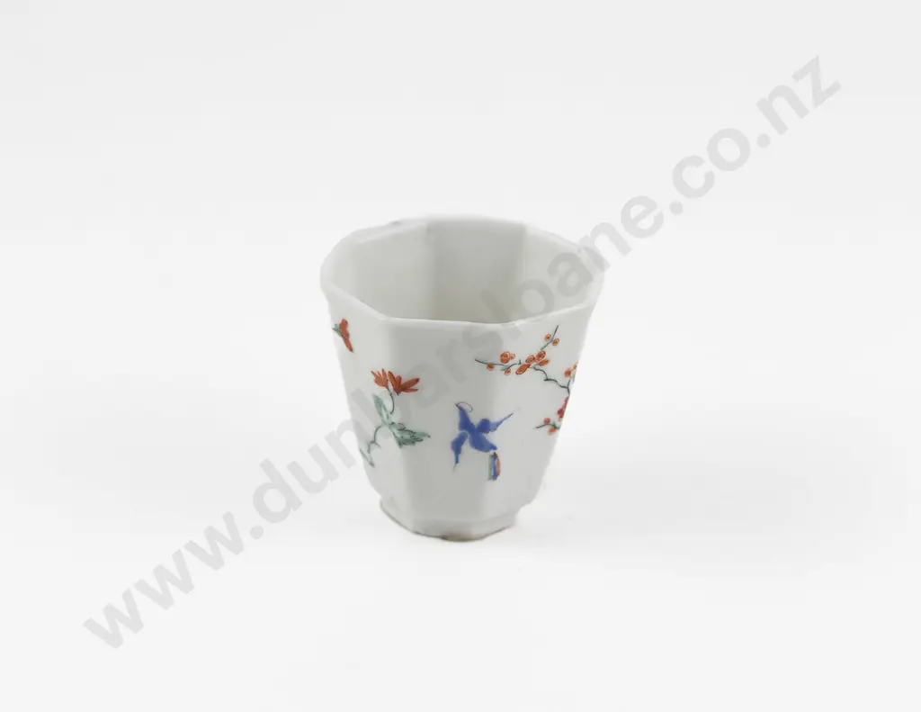 A Rare Early Chinese Early 18th Century Dehua Beaker With Kakiemon Style Decoration Image 1++