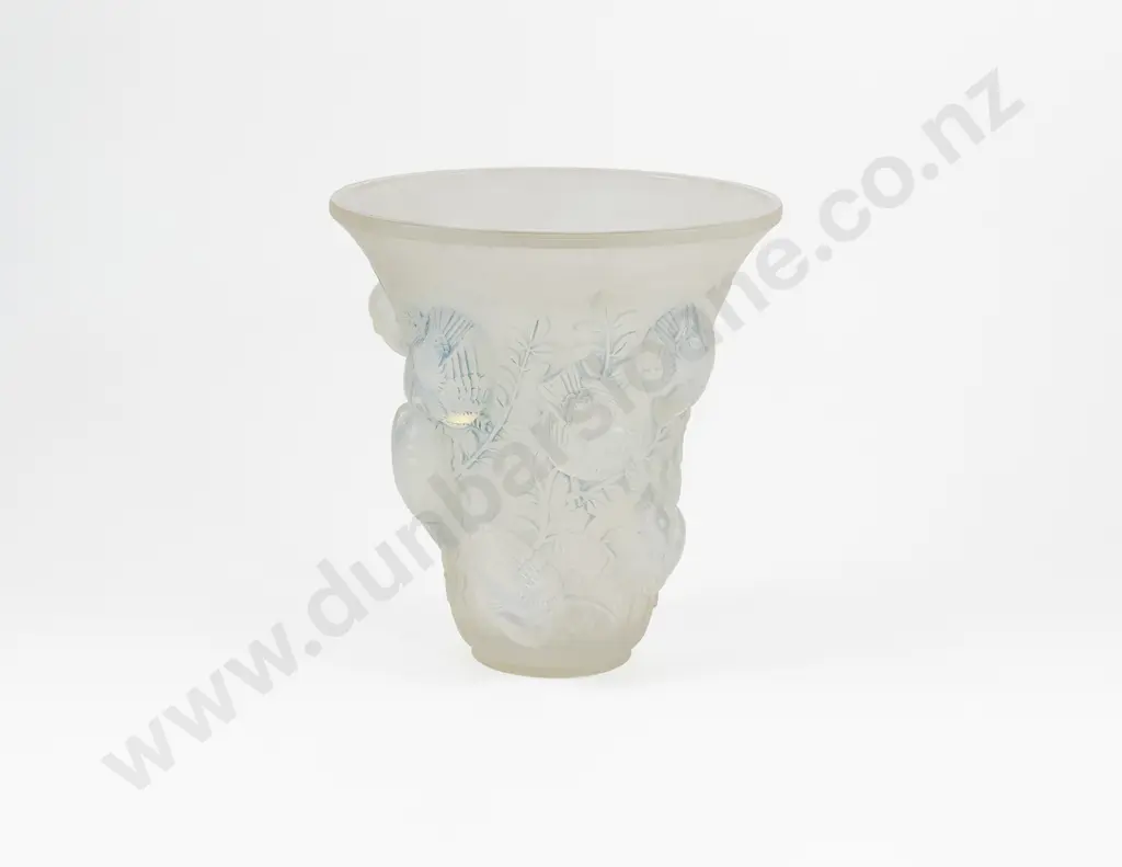 A Rene Lalique 'Saint-Francois' Vase Image 1++