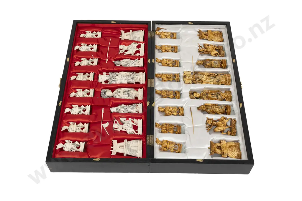 Mid 20th Century Chinese Carved Ivory Chess Set Image 1++