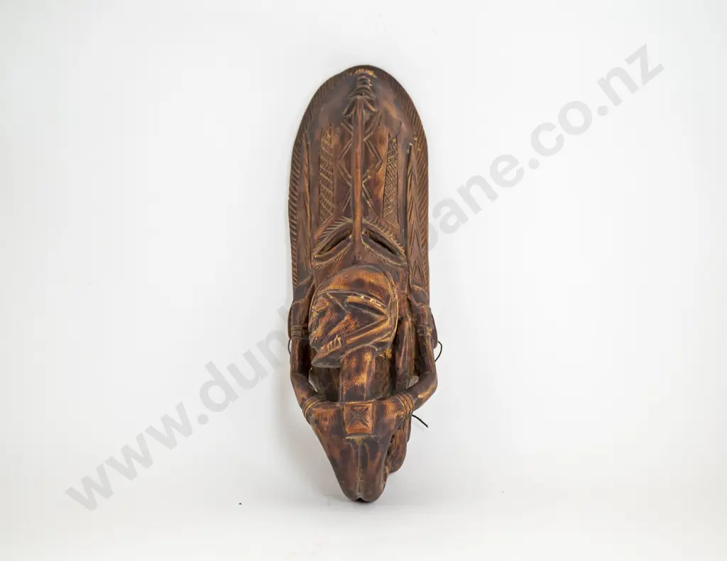 A Decorative African Mask Image 1++