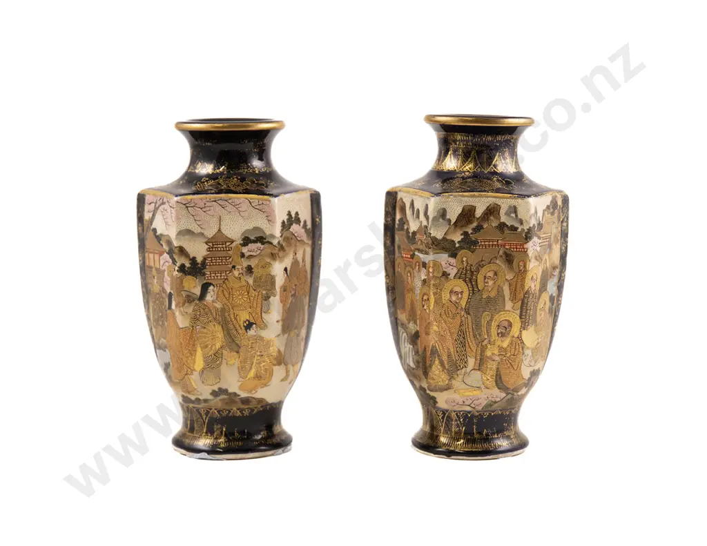 A Pair of Late Meiji Period Satsuma Vases Image 1++