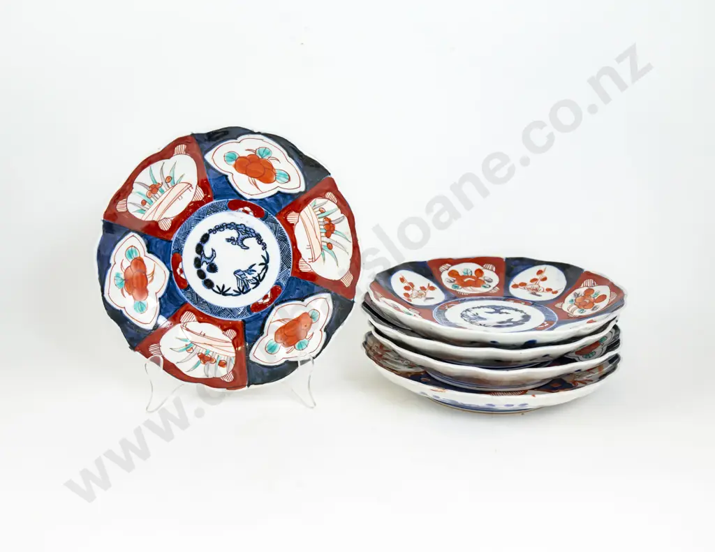 Five Japanese Late Meiji Period Imari Plates Image 1++