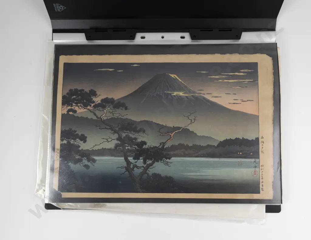 A Folio Of Fourteen Japanese Ukiyo-e (Woodblock Prints) Image 1++