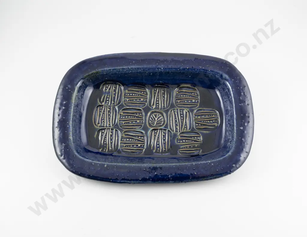 Unknown Potter Rectangular Platter Image 1++