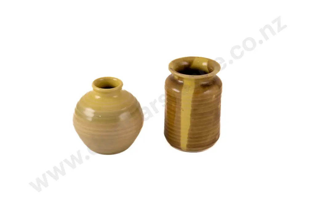 Two Carl Vendelbosch for Temuka Hand Potted Posy Pots Image 1++