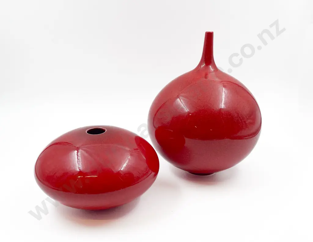Two Peter Collis Vessels Image 1++