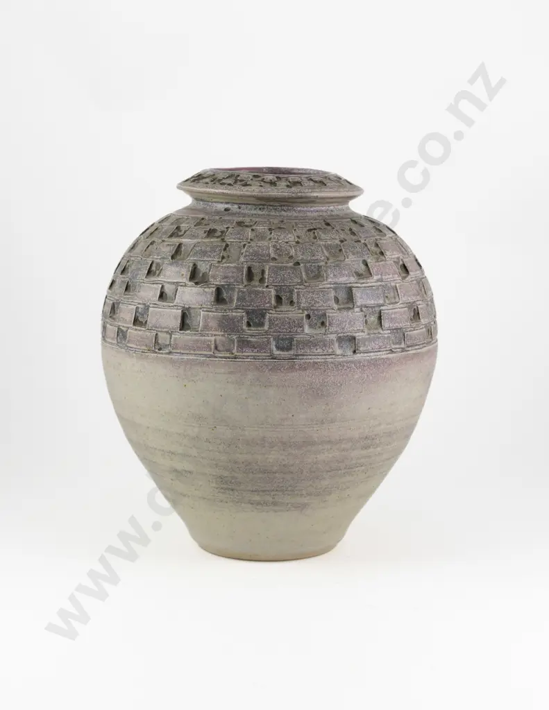 Barry Doyle Ovoid Vase Image 1++