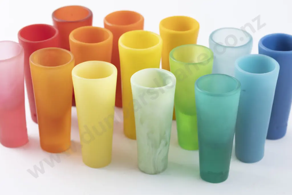 Set of 15 Dinosaur Designs Shot Glasses Image 1++