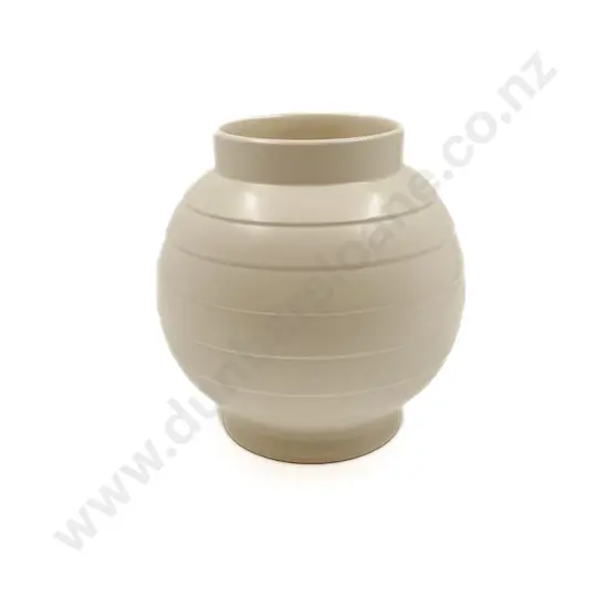 Unmarked Possibly Crown Lynn Vase