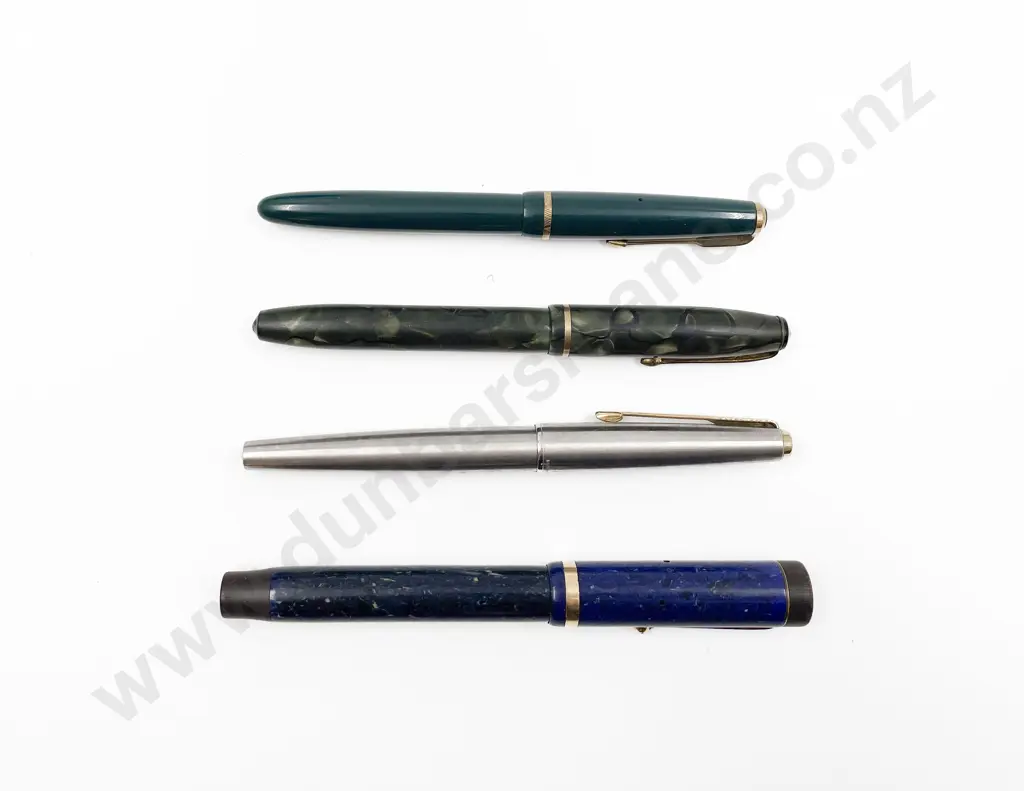 Three Vintage Parker Pens and Other Image 1++