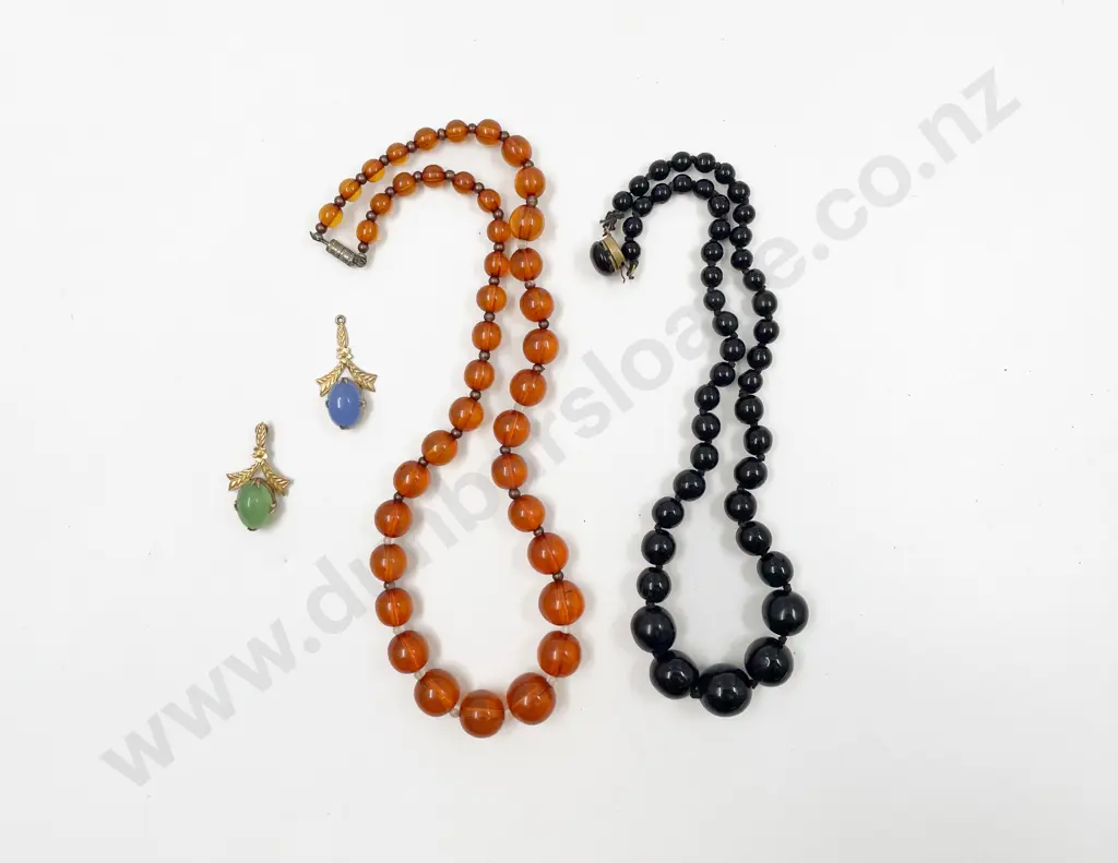 Two 9ct Mounted Agate Gem Pendants with Amber Necklace and Jet Necklace Image 1++