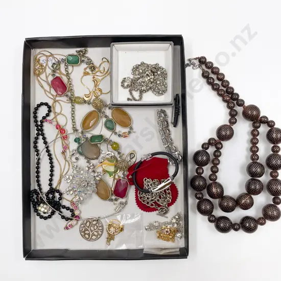 Collection of Costume Jewellery