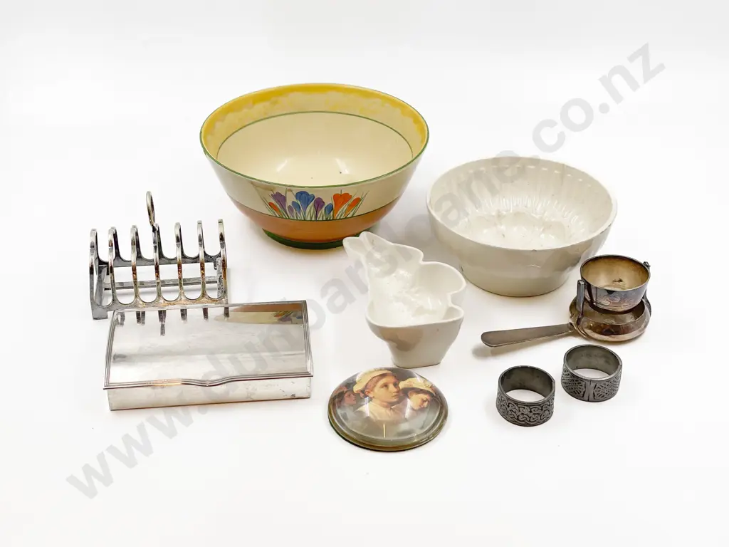 Clarice Cliff Bowl together with Food Bowls and Assorted S/P etc. Image 1++