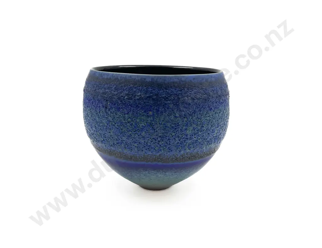 Shane Wagstaff Inglewood Pottery Bowl Image 1++