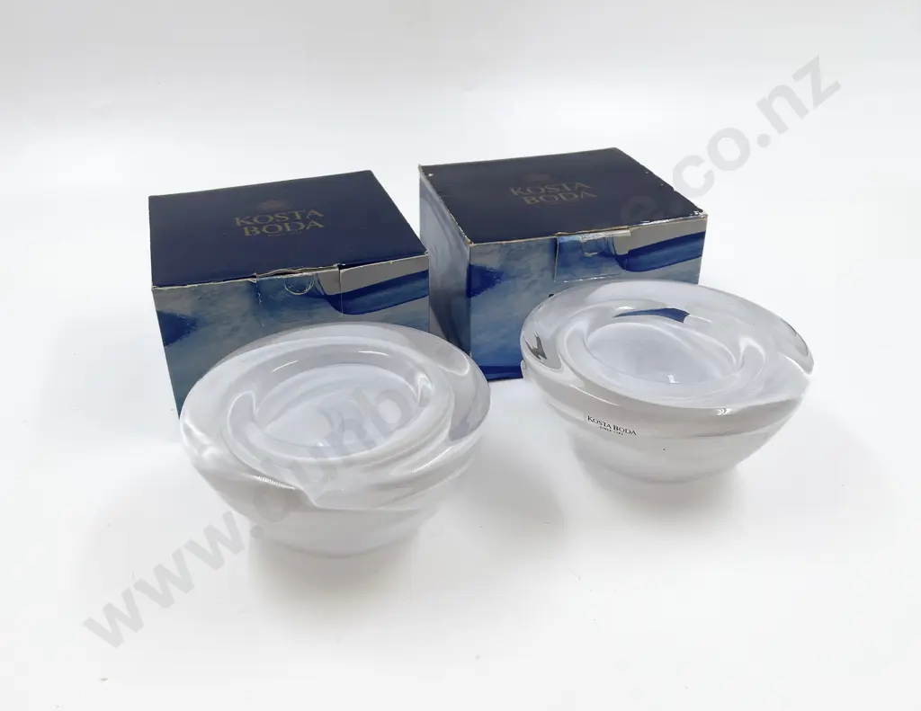 Two Boxed Kosta Boda Small Bowls Image 1++