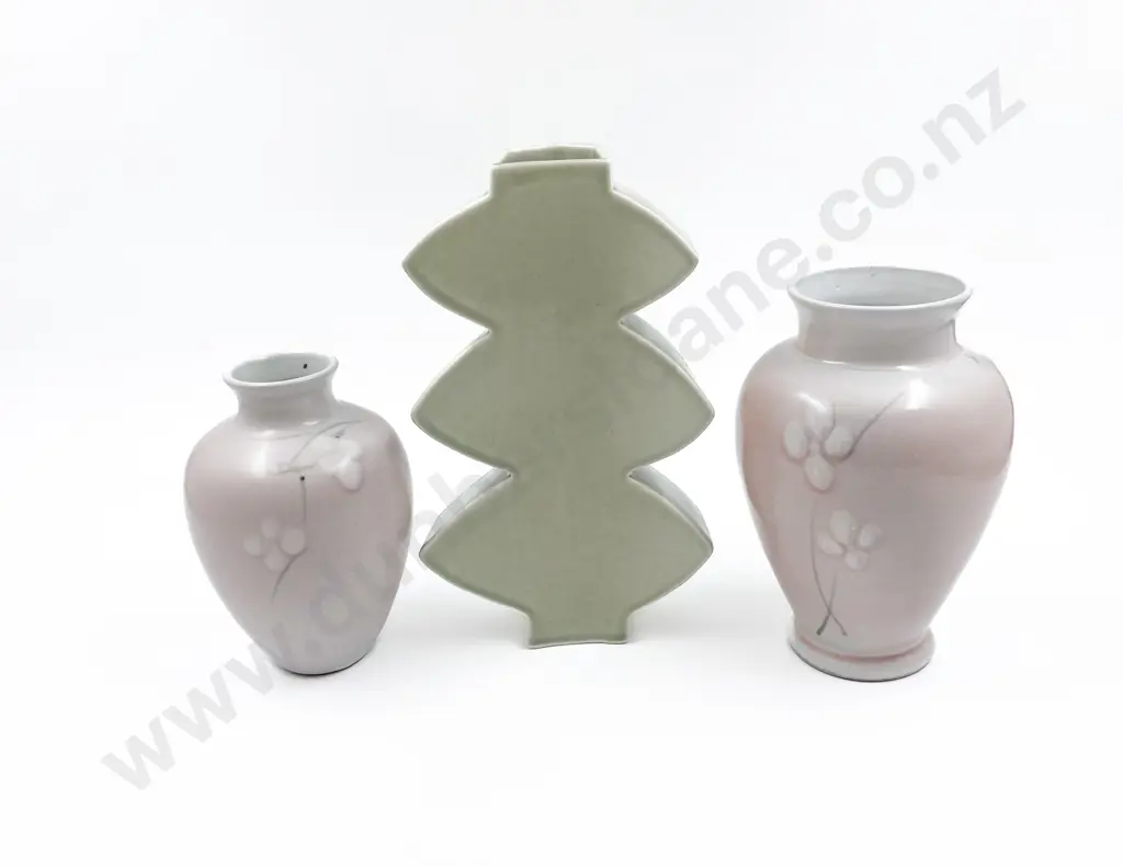 Bob Steiner Vase and Pair of Other Vases Image 1++