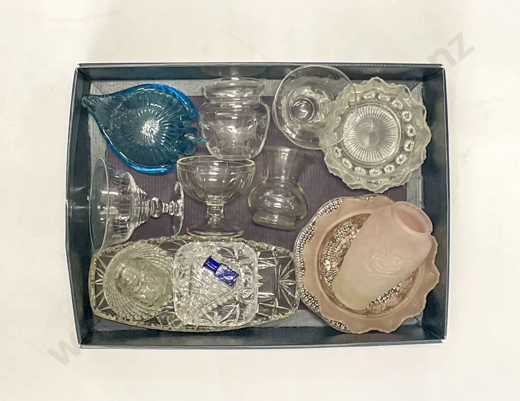 Qty of Assorted Glassware Image 1++