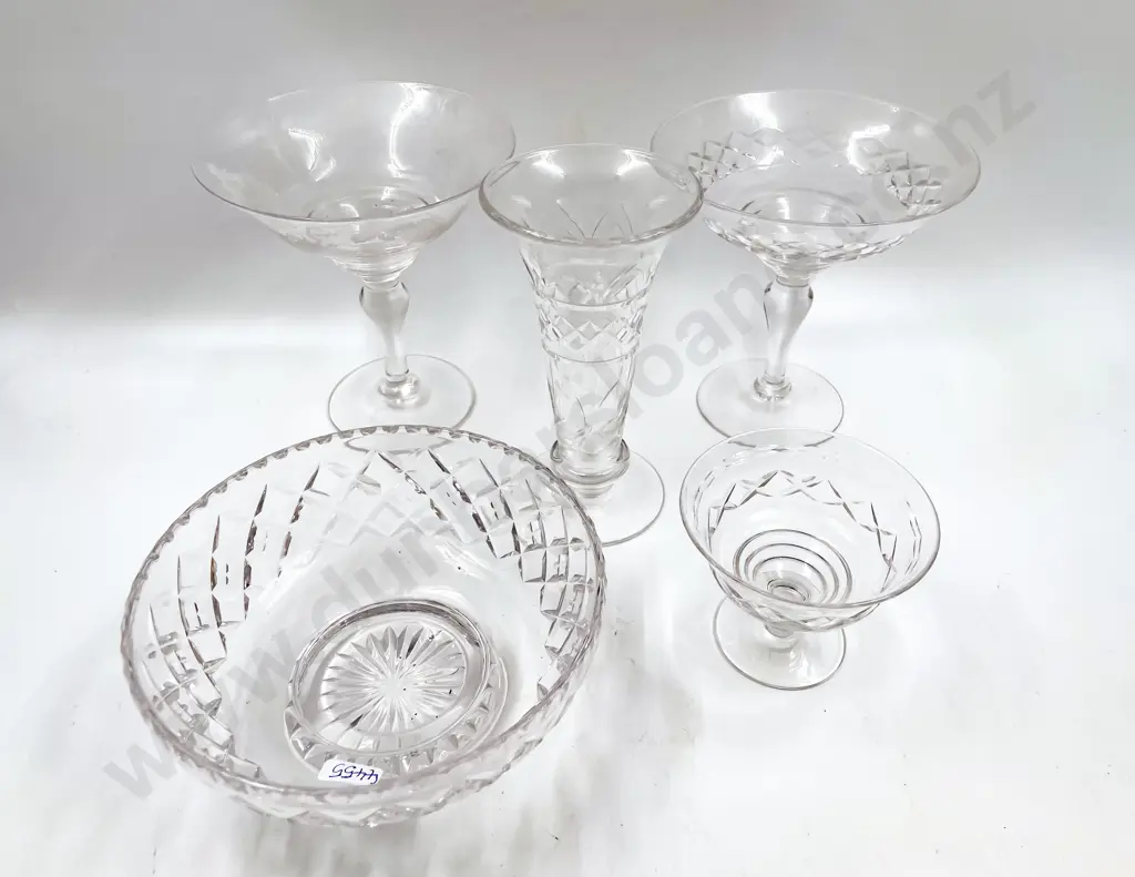 Five Pieces of Assorted Stuart Crystal Image 1++