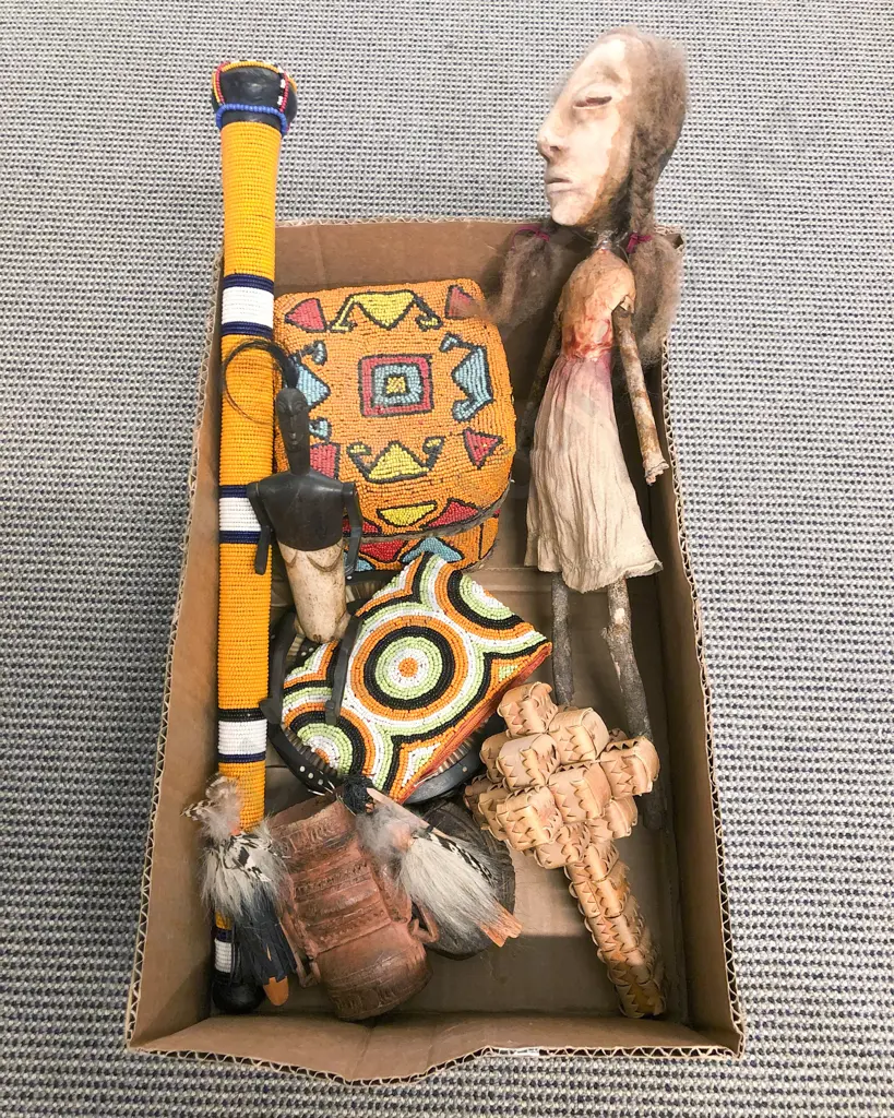 Qty of Assorted Beaded Items etc *PHOTO CHANGE Image 1++