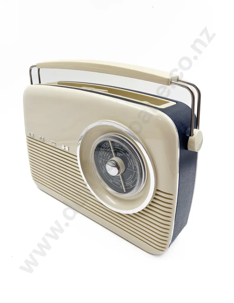 Boxed Retro Bush Radio Receiver Image 1++