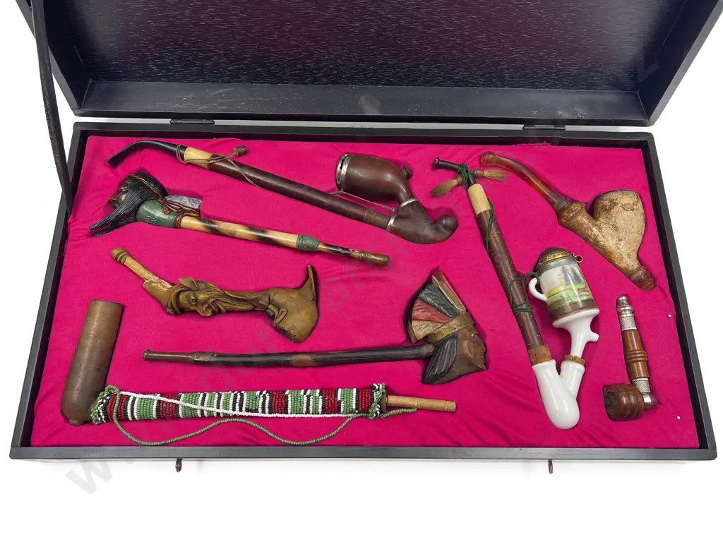 Cased Set of Eight Assorted Vintage Smoking Pipes Image 1++