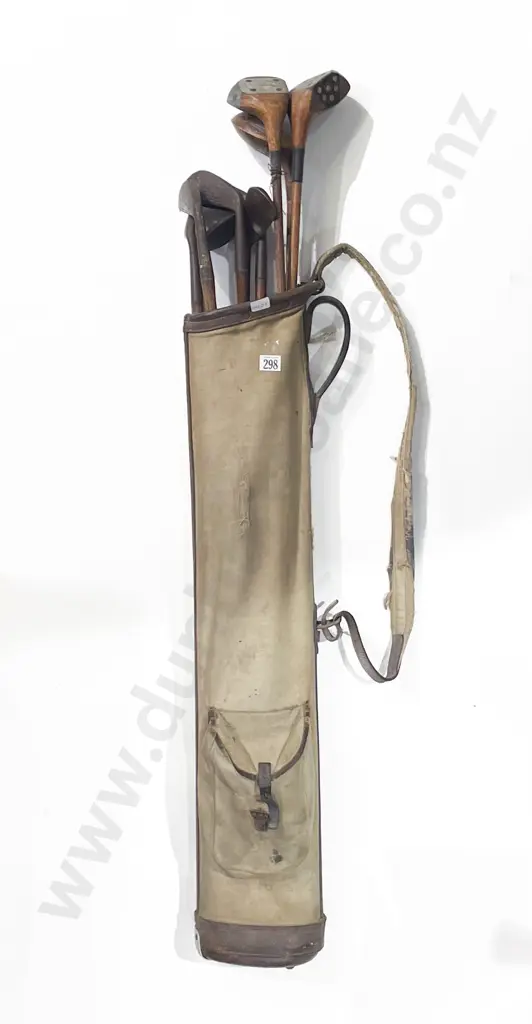 Qty of Vintage Golf Clubs in Bag Image 1++