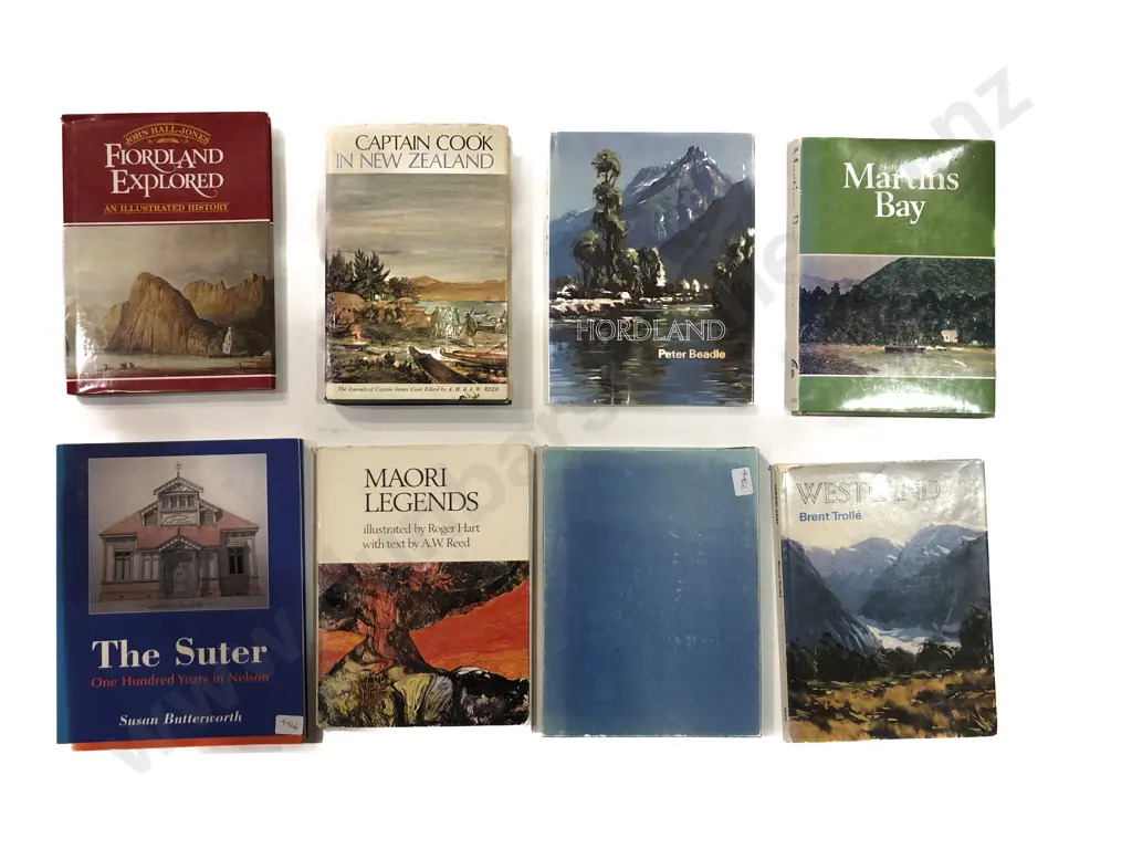 Qty of Assorted Early NZ Reference and Others Image 1++