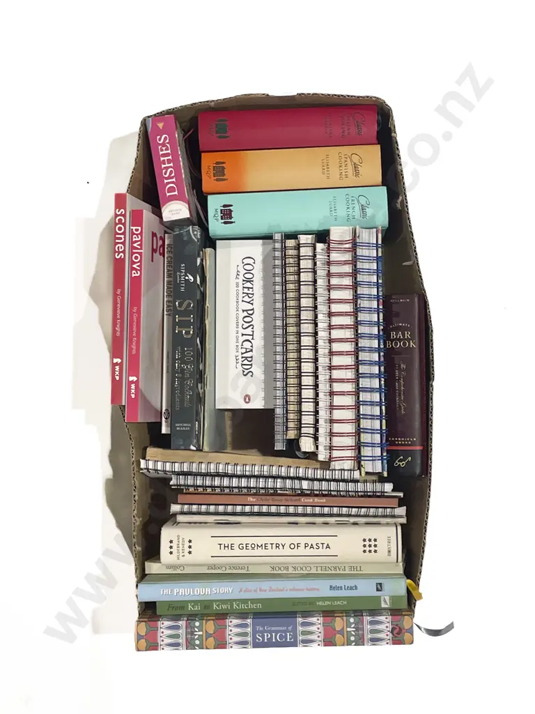 Box of Assorted Modern Cookery Books Image 1++