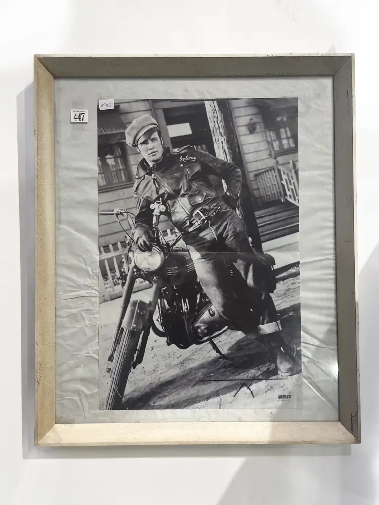 Poster of Marlon Brando together with Two Others Image 1++