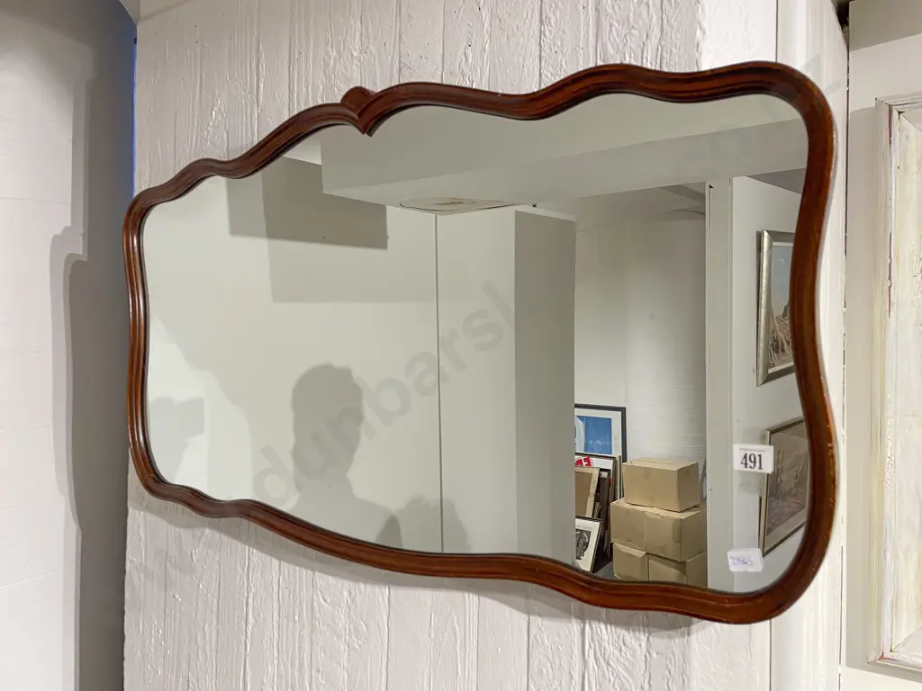 Wall Mirror Image 1++
