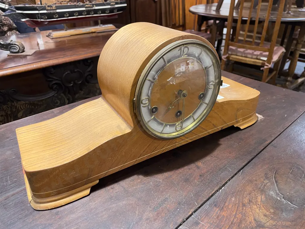 Mantle Clock Image 1++