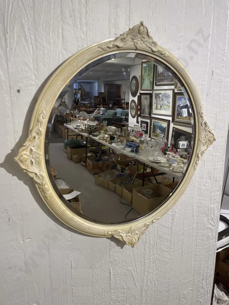 Circular Bevel Edged Wall Mirror Image 1++