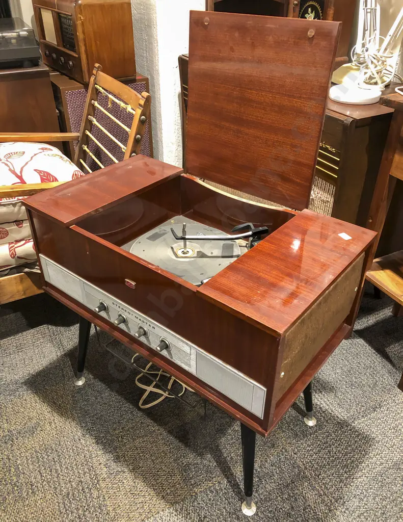 Astor Stereo Master Radiogram Image 1++