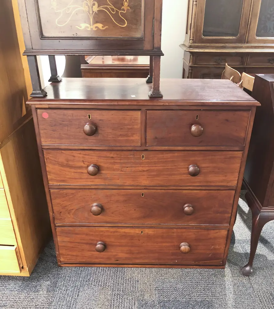 Flat Front Chest Image 1++