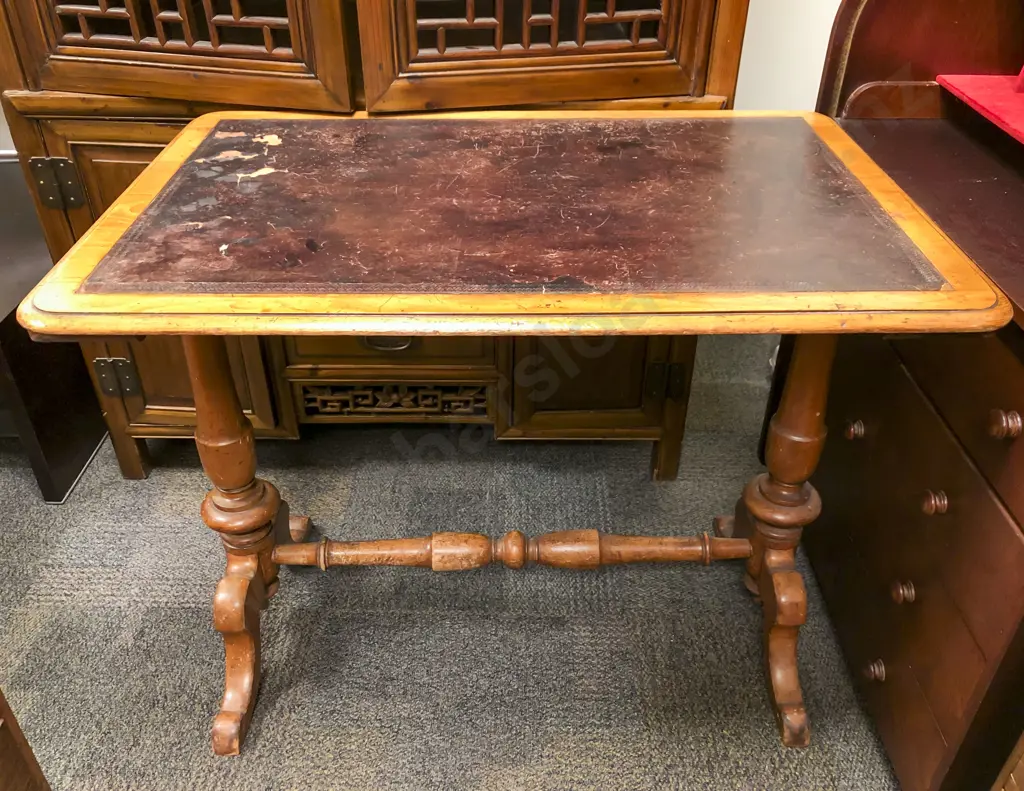 Colonial Leather Topped Console Table on Refectory Base Image 1++
