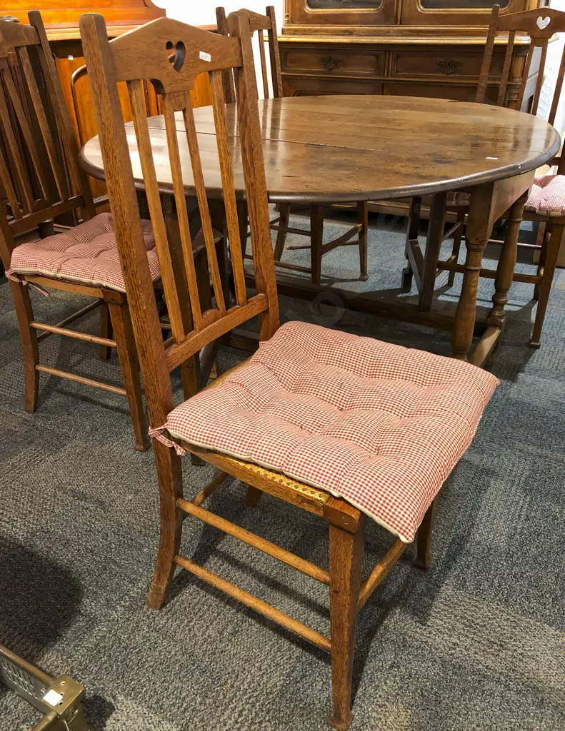 Oak Rush Seated Single Chair in Neat Proportions Image 1++