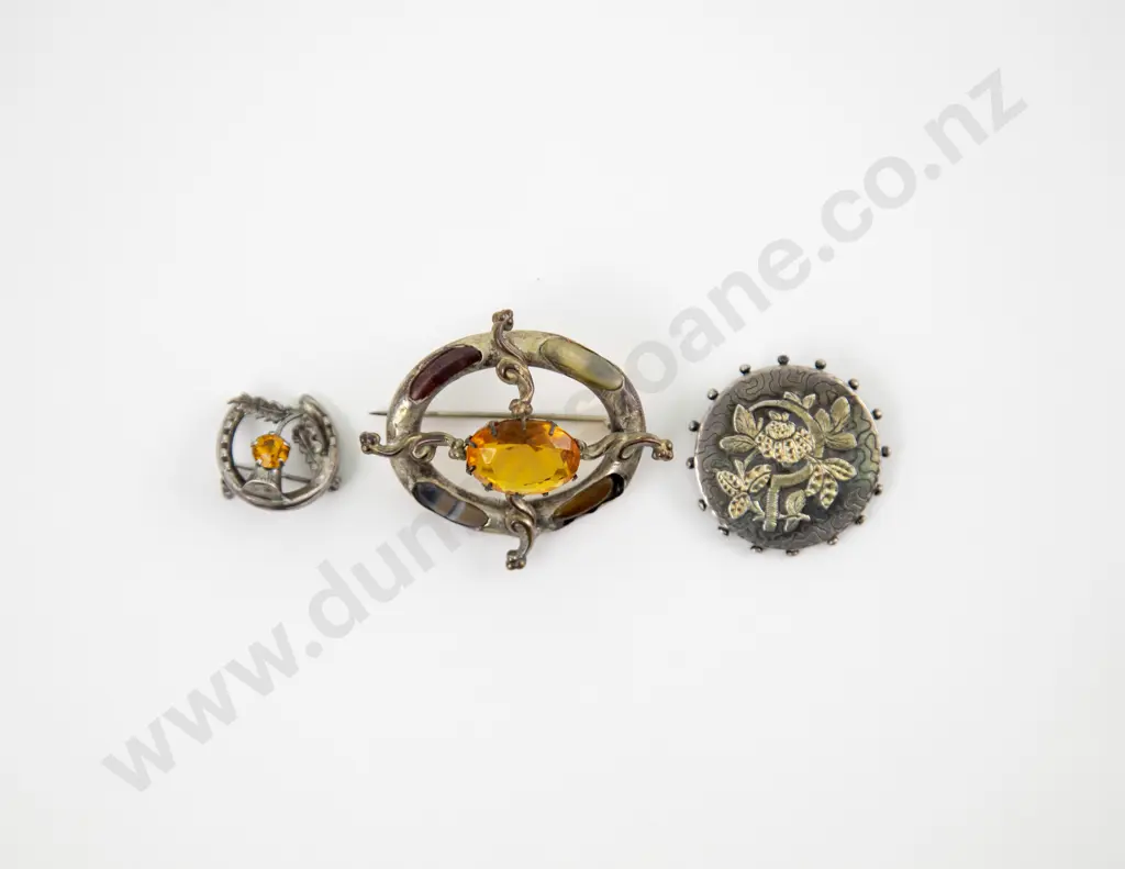 Two Victorian Scottish Silver Brooches and Other Image 1++