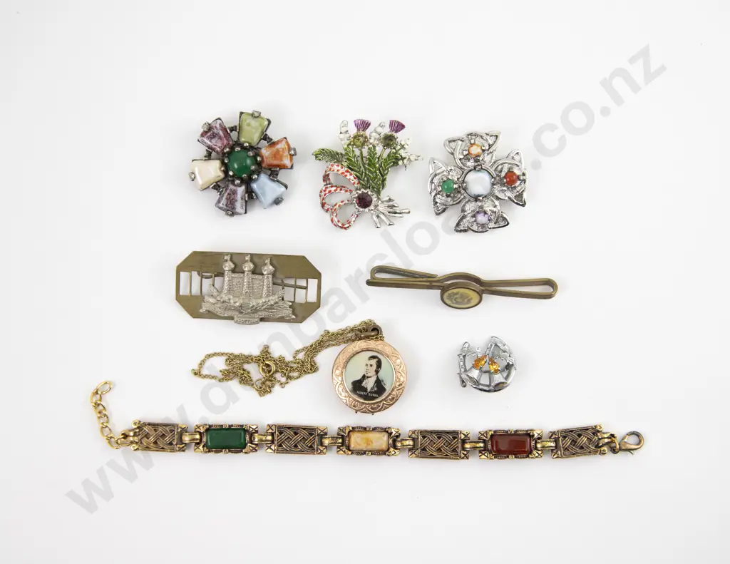 Collection of Assorted Scottish Jewellery Image 1++