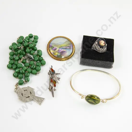 Small Collection of Assorted Scottish Jewellery and Jewellery Box