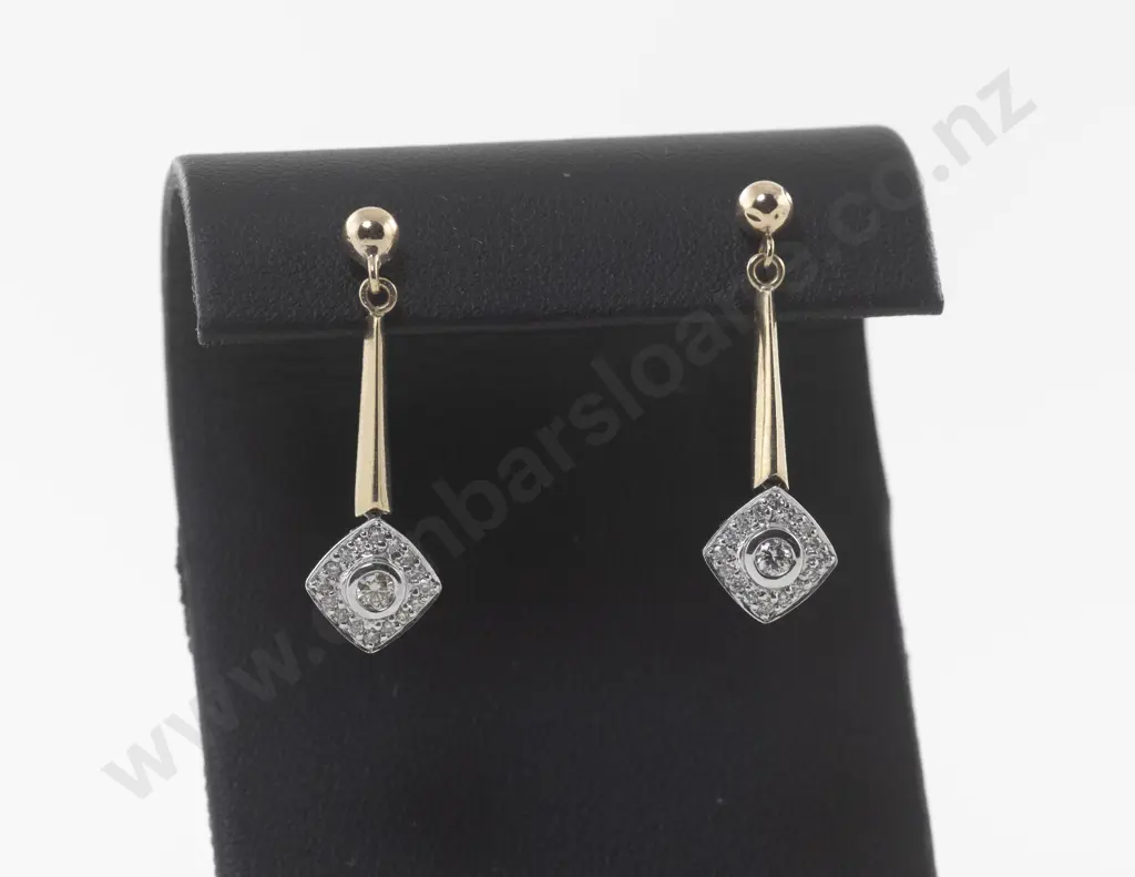 Pair 9ct 17Stone Diamond Pendant Drop Earrings Image 1++
