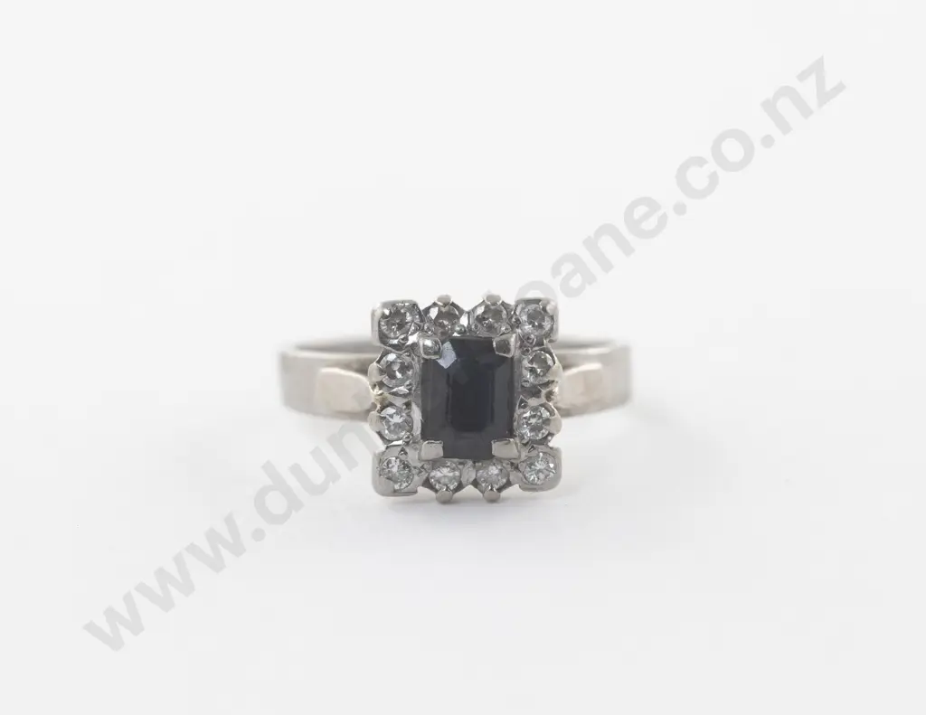 18ct White Gold 13stone Sapphire and Diamond Cluster Ring Image 1++