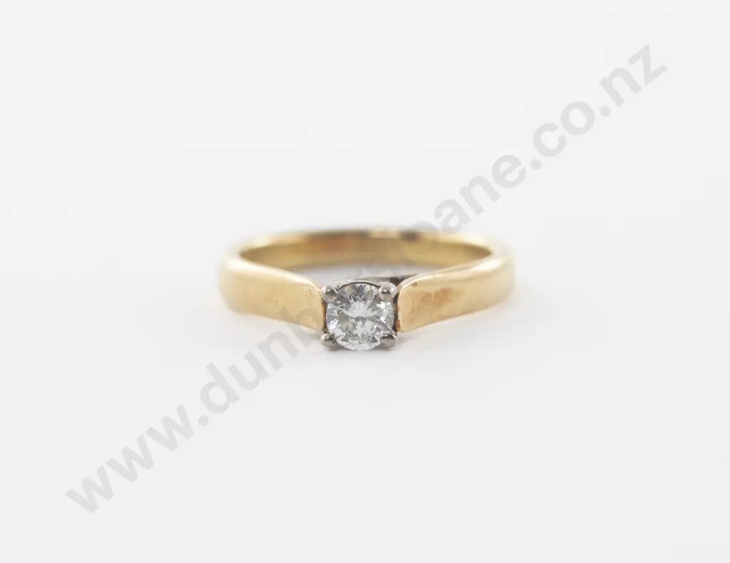 18ct Solitaire Diamond Ring Image 1++