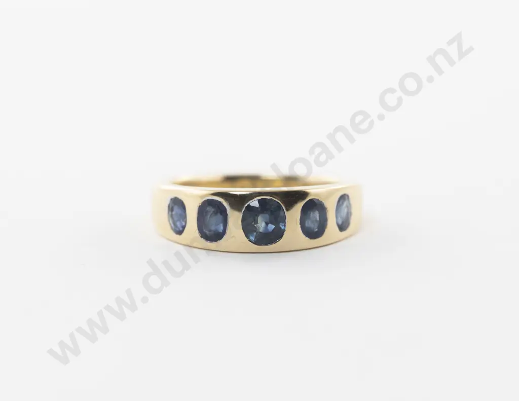 18ct Five Stone Sapphire Band Ring Image 1++