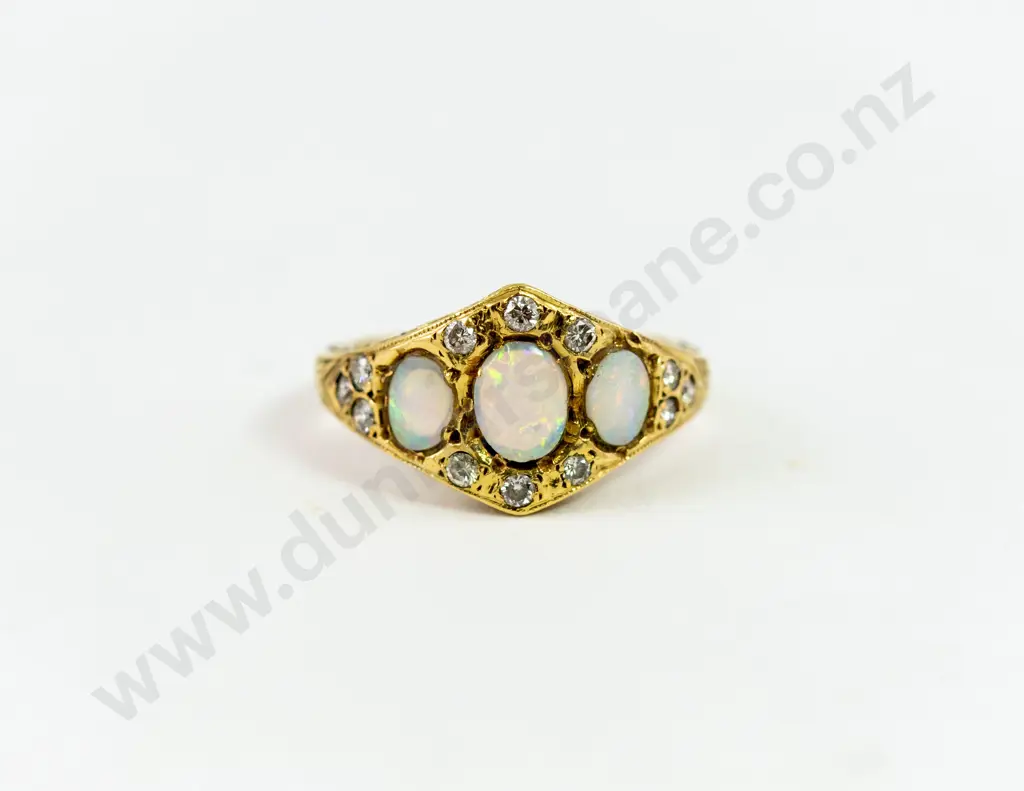 18ct 15Stone Opal and Diamond Ring Image 1++