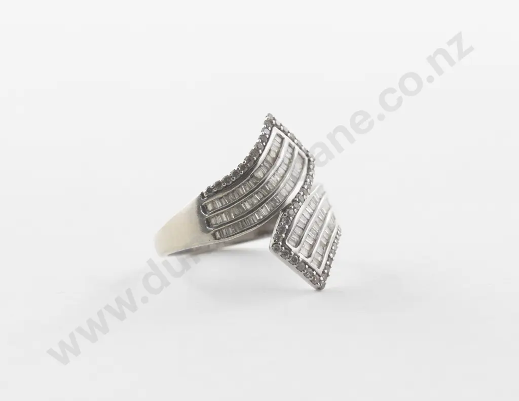 9ct White Gold 151Stone Diamond Dress Ring Image 1++